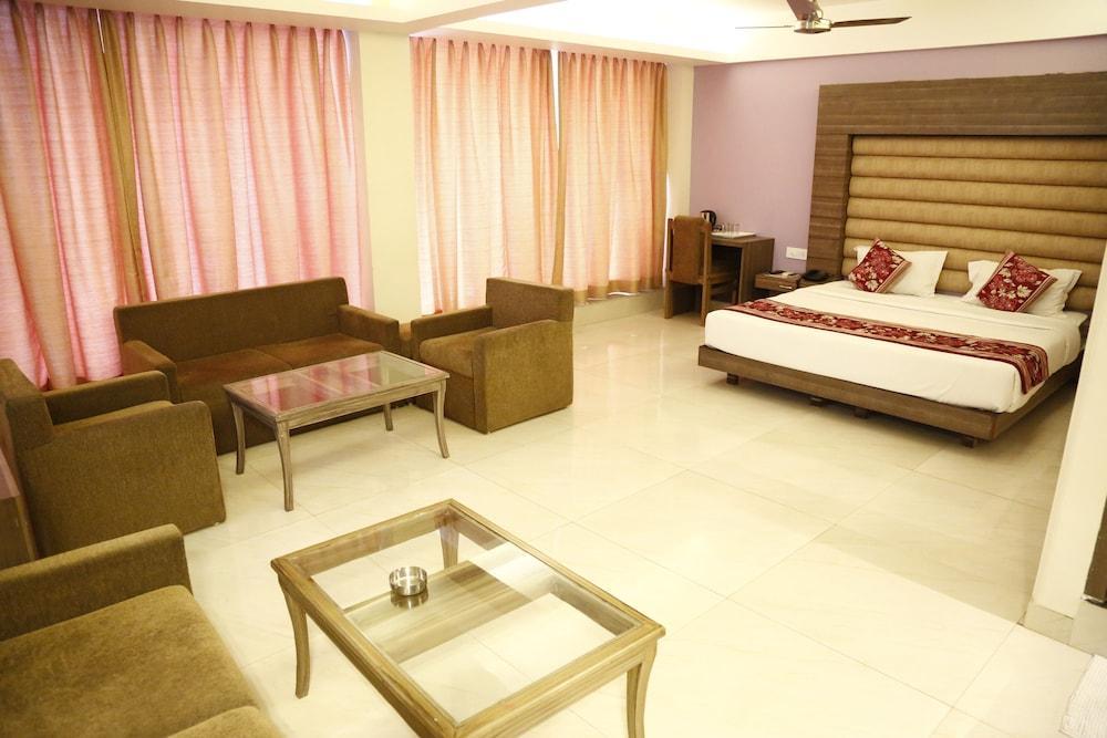 Palette Hotel Nisarga By Sunday Bhopal Luaran gambar