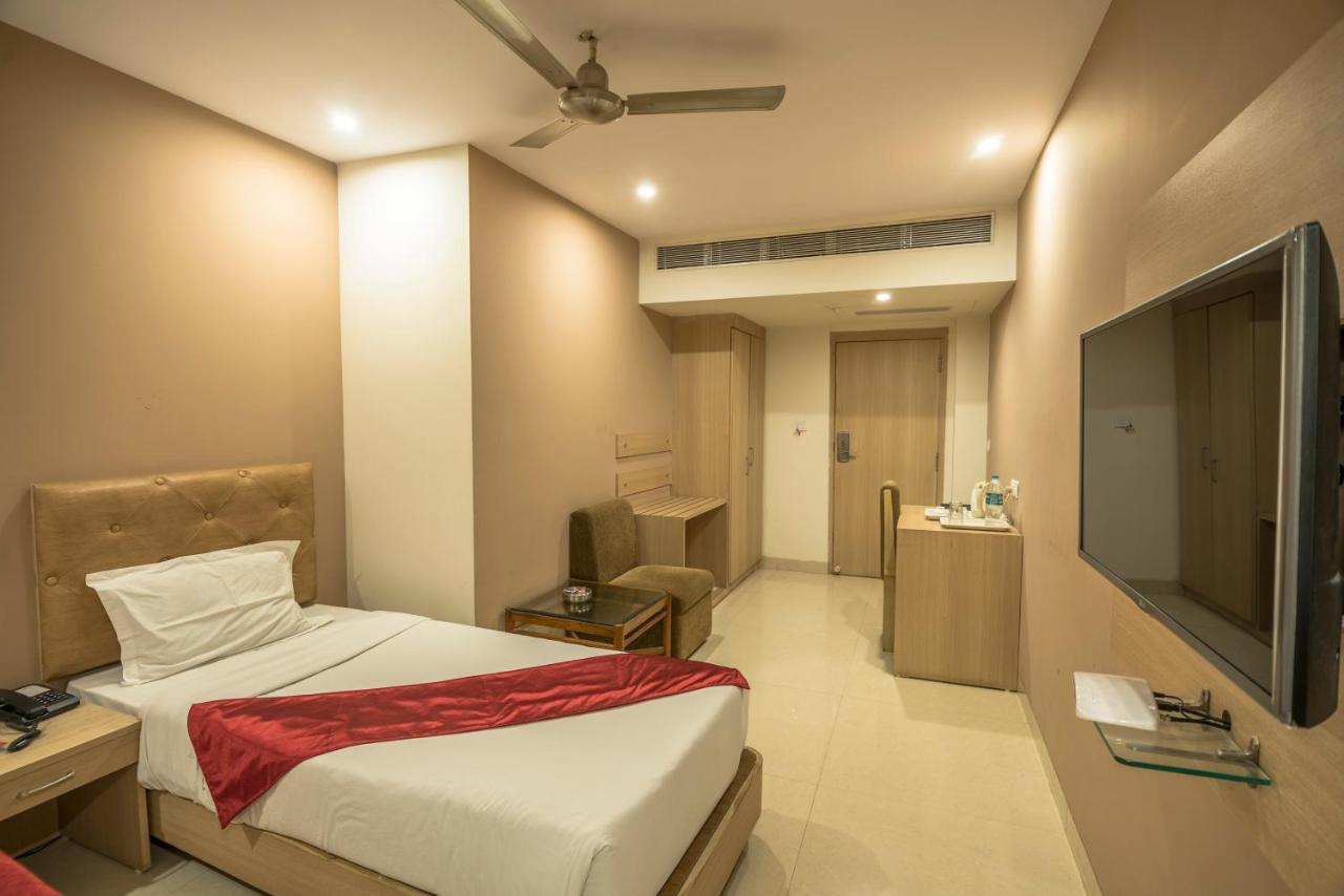 Palette Hotel Nisarga By Sunday Bhopal Luaran gambar