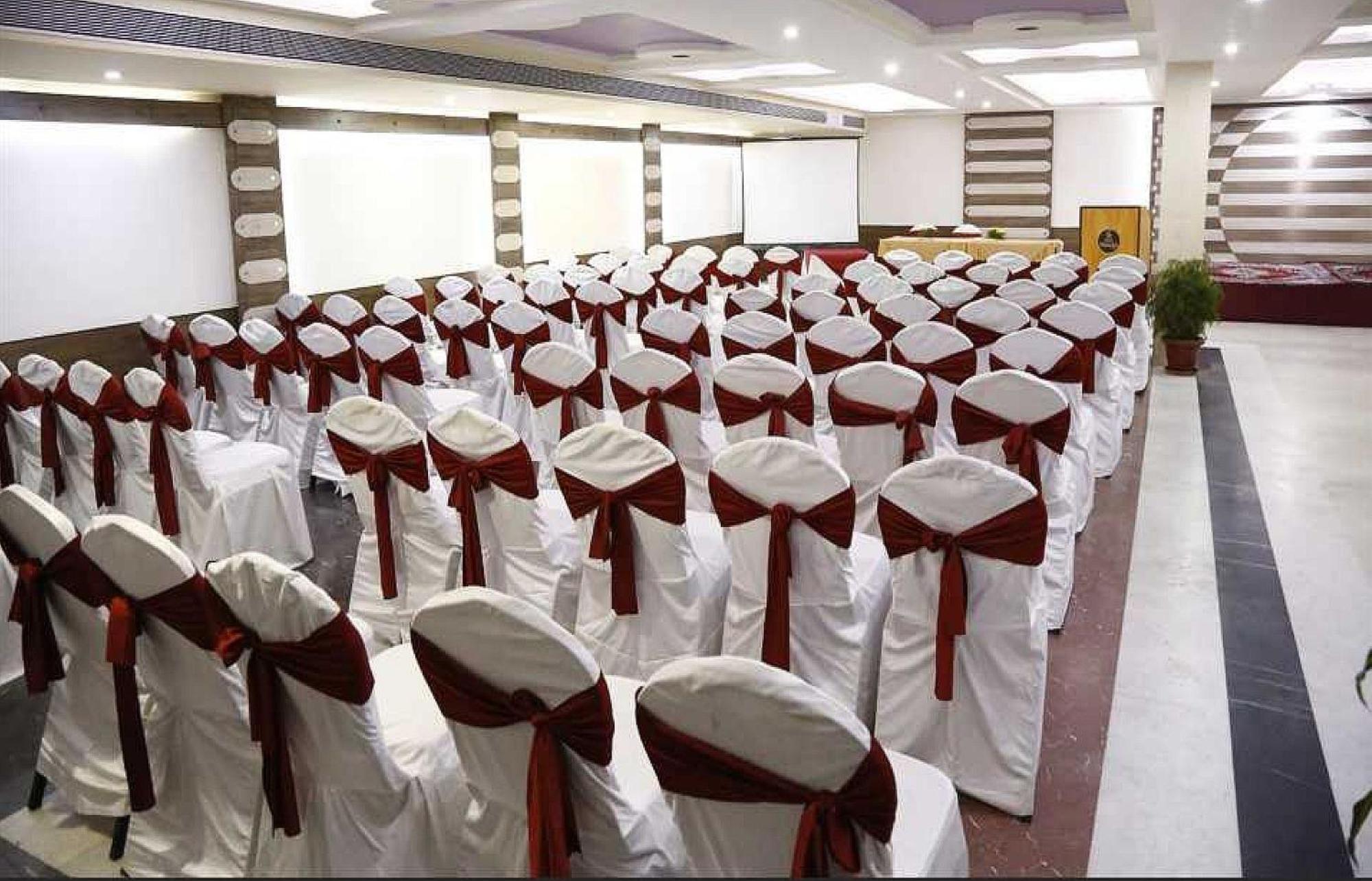 Palette Hotel Nisarga By Sunday Bhopal Luaran gambar