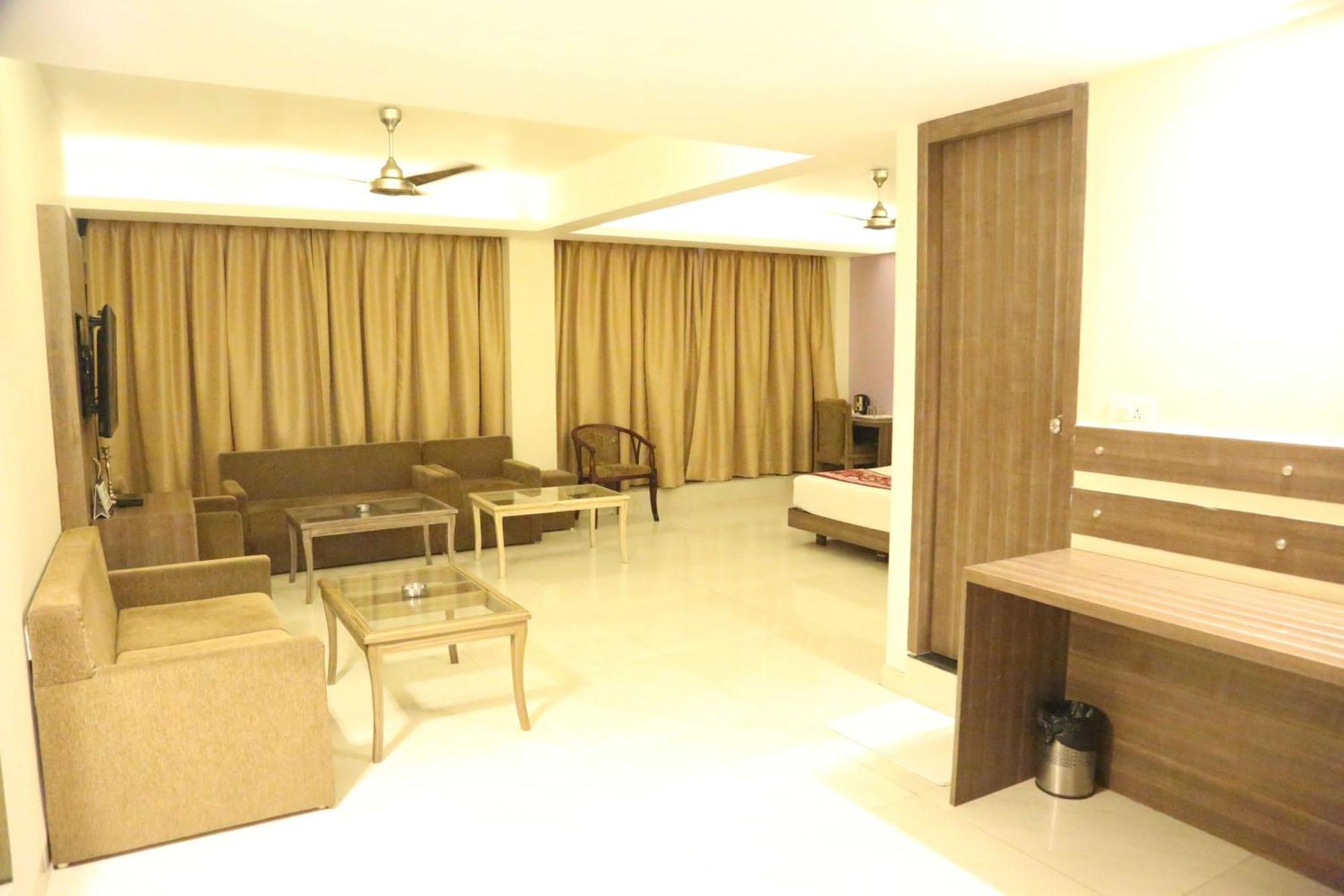 Palette Hotel Nisarga By Sunday Bhopal Luaran gambar