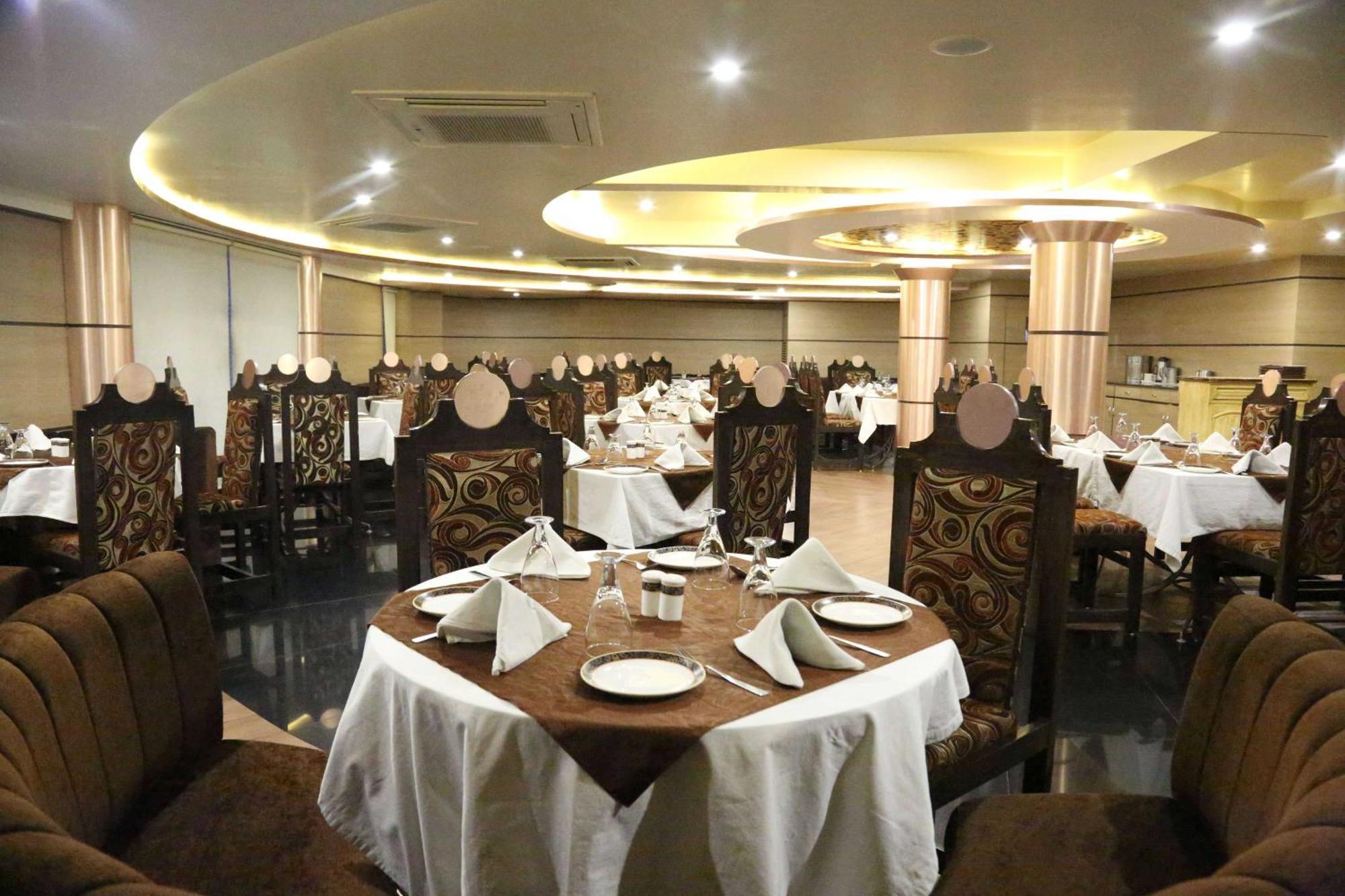 Palette Hotel Nisarga By Sunday Bhopal Luaran gambar